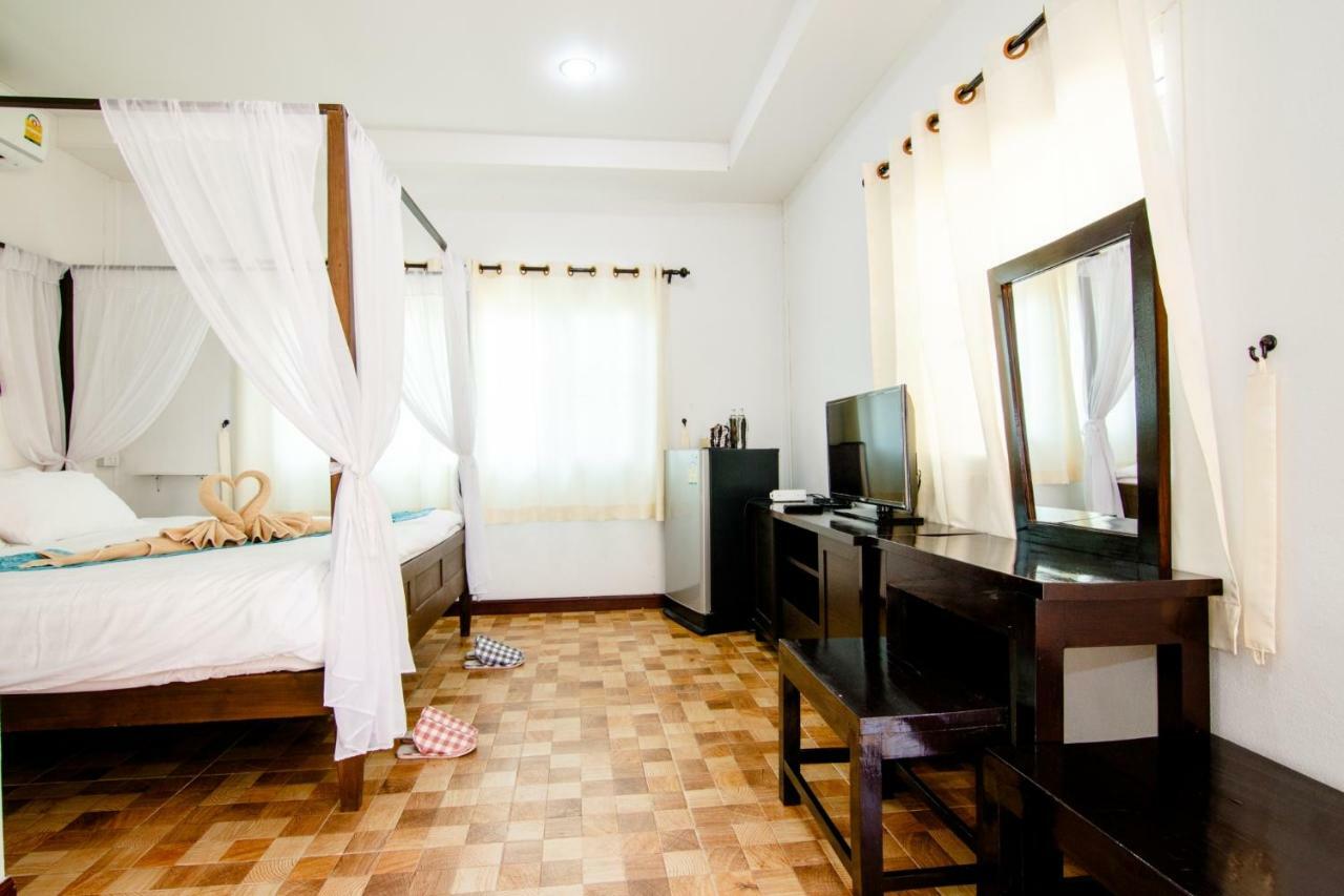 The Creek Villa Лей Экстерьер фото